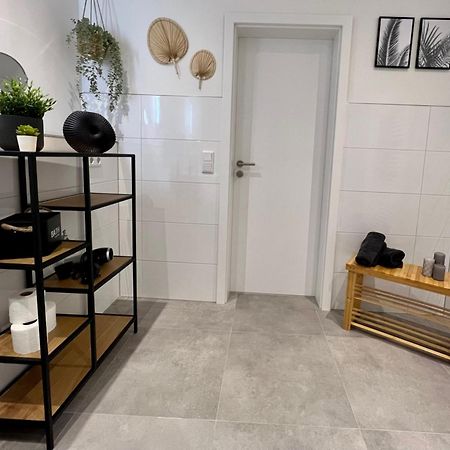 Piso Superior - Exklusives Apartment An Der Promenade Mit Rheinsicht & Loggia Эммерих Экстерьер фото